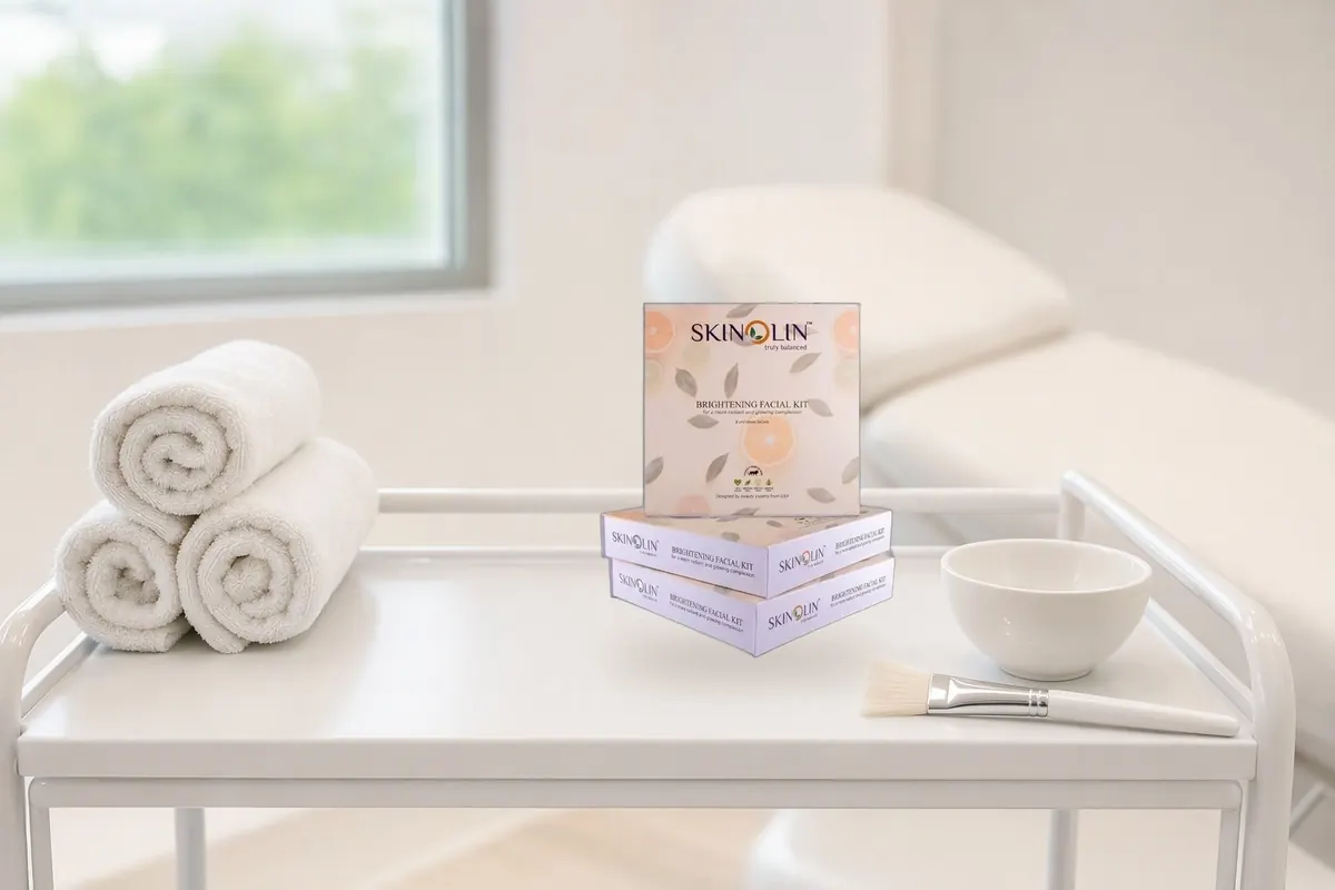 Skinolin professional facial kits in a clinic